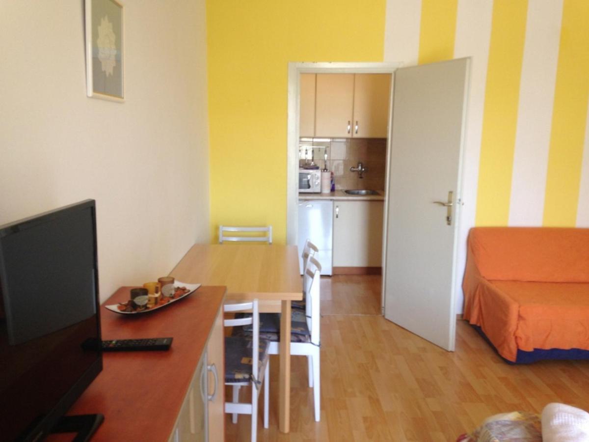 Apartman Alexandra Porec Exterior photo